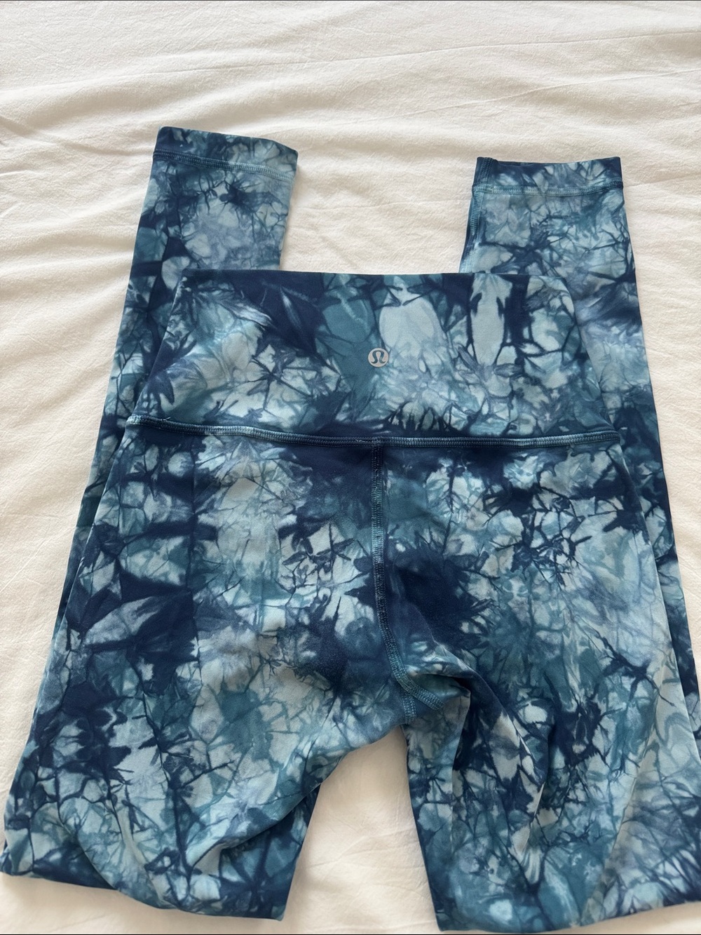 Lululemon Athletica Women's Blue Tie-Dye Leggings Size 2